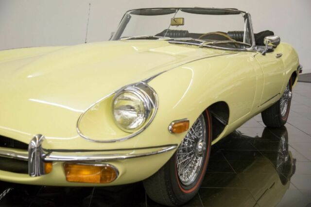 1969 Pale Primrose Jaguar E-Type Series II Convertible --