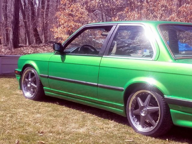 1985 LIMETIME HOUSE OF COLOR GREEN BMW 3-Series Coupe