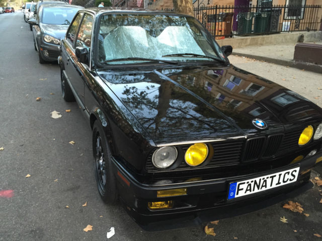1988 Black BMW 3-Series CUPED