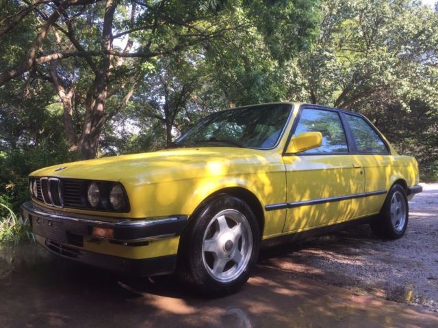 1987 Yellow BMW 3-Series Coupe