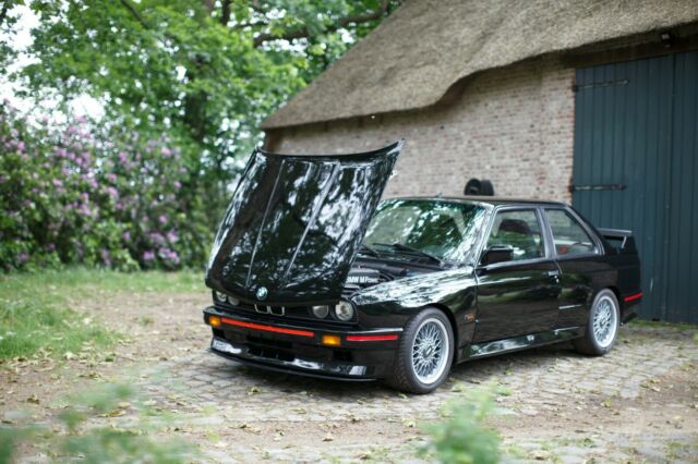 1990 Black BMW M3 Coupe