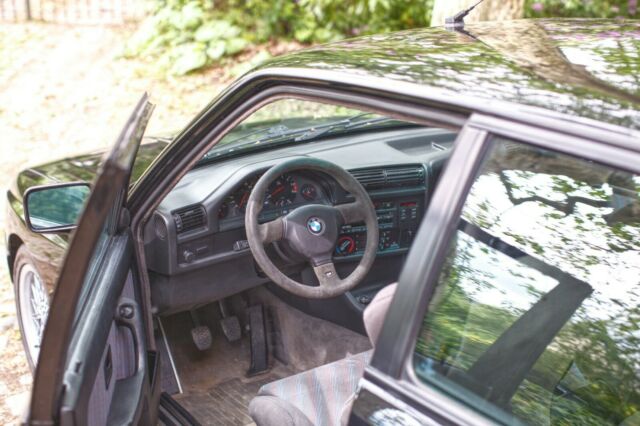 1990 Black BMW M3 Coupe