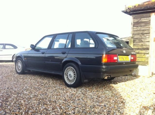 1988 Black BMW 3-Series Touring