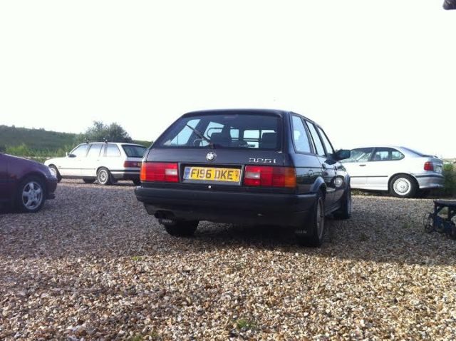 1988 Black BMW 3-Series Touring