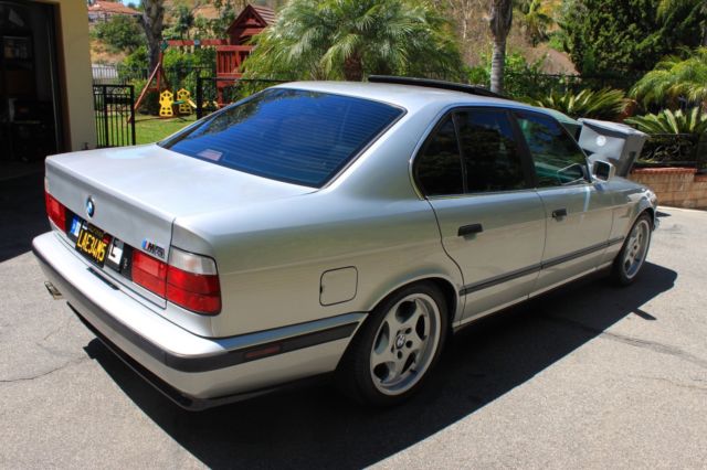 1991 BMW M5 Sedan