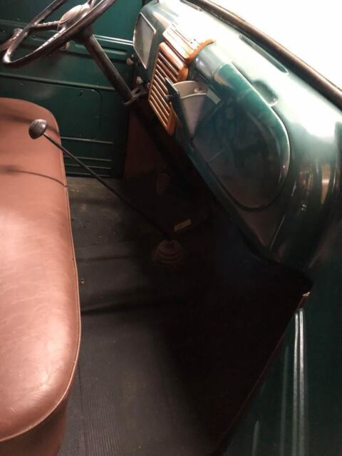 1950 Green Ford F1 Standard Cab Pickup