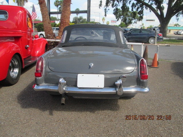 1963 gray MG MGB Convertible