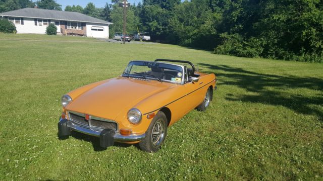 1974 Orange MG MGB