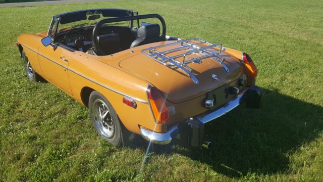 1974 Orange MG MGB