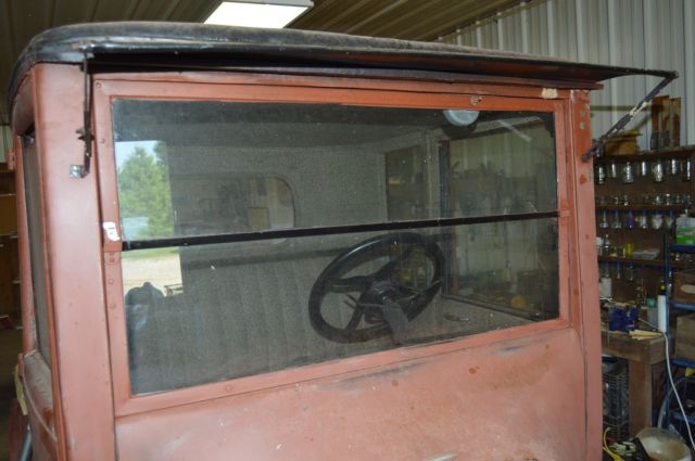 1920 Primer Ford Model T