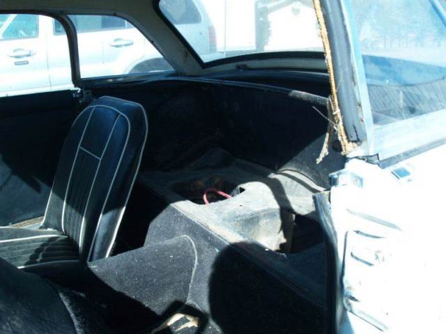 1967 White MG MGB convertible