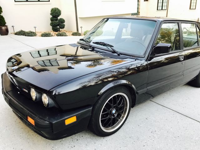 1988 Black BMW M5 Sedan