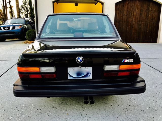 1988 Black BMW M5 Sedan