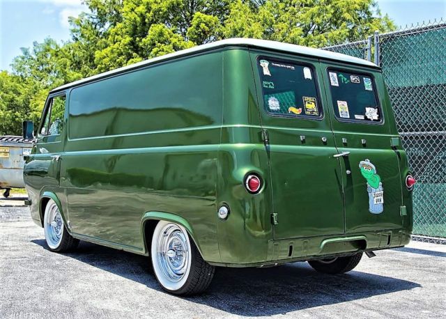 1961 Green Ford Econoline Club Wagon