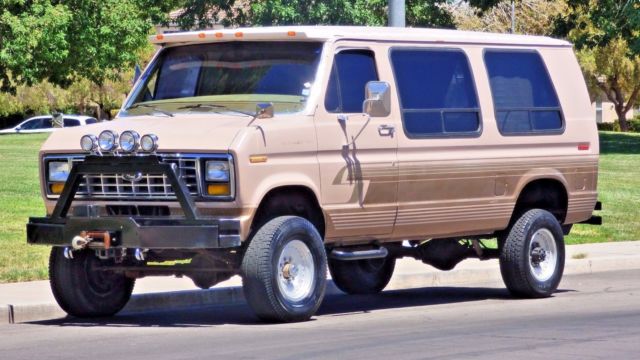 1988 Ford E-Series Van