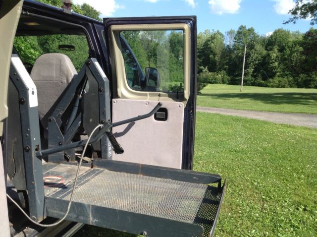 1991 Ford E-Series Van