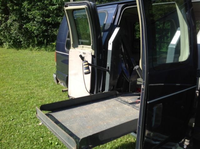 1991 Ford E-Series Van