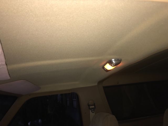 1991 Brown Ford Bronco SUV