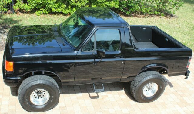 1990 Black Ford Bronco