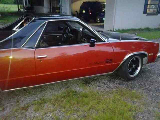 1984 Orange Chevrolet El Camino Standard Cab Pickup