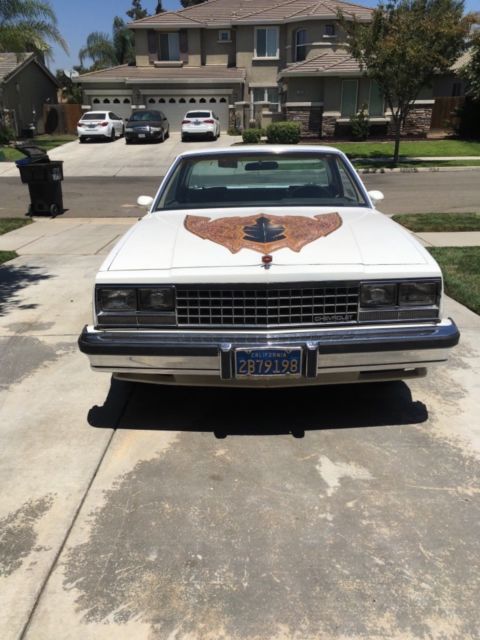 1982 White Chevrolet El Camino Extended Crew Cab Pickup