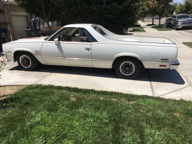 1982 White Chevrolet El Camino Extended Crew Cab Pickup