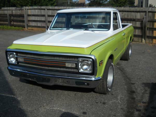 1970 Green Chevrolet C-10 Standard Cab Pickup