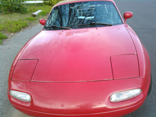 1992 Red Mazda MX-5 Miata Convertible