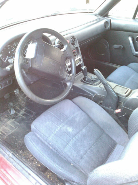 1992 Red Mazda MX-5 Miata Convertible