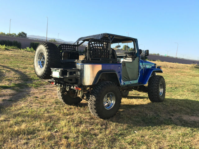 1976 Blue Toyota FJ Cruiser FJ40