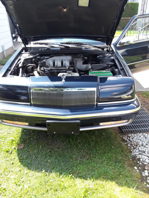 1992 Blue Chrysler New Yorker Sedan