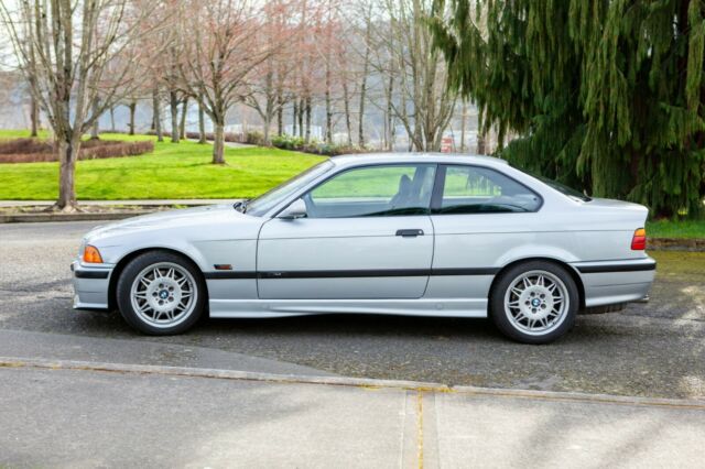 1994 Arctic Silver Metallic (309) BMW M3 Coupe