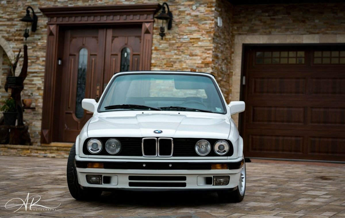 1991 White BMW 3-Series