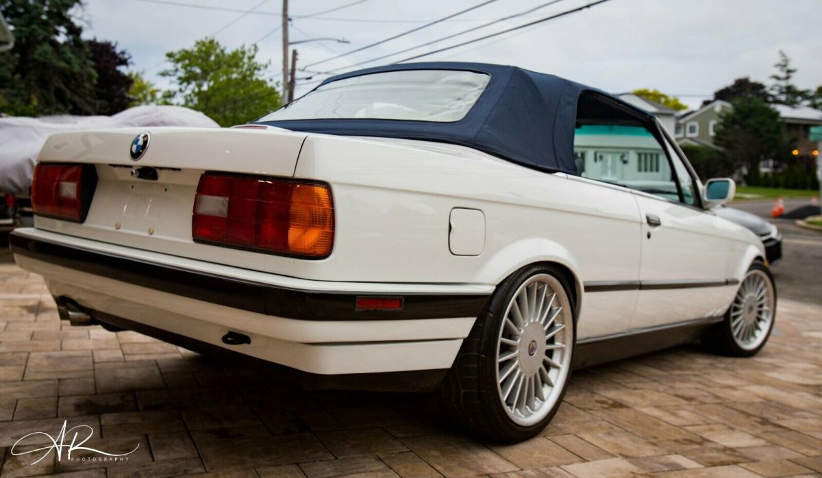 1991 White BMW 3-Series