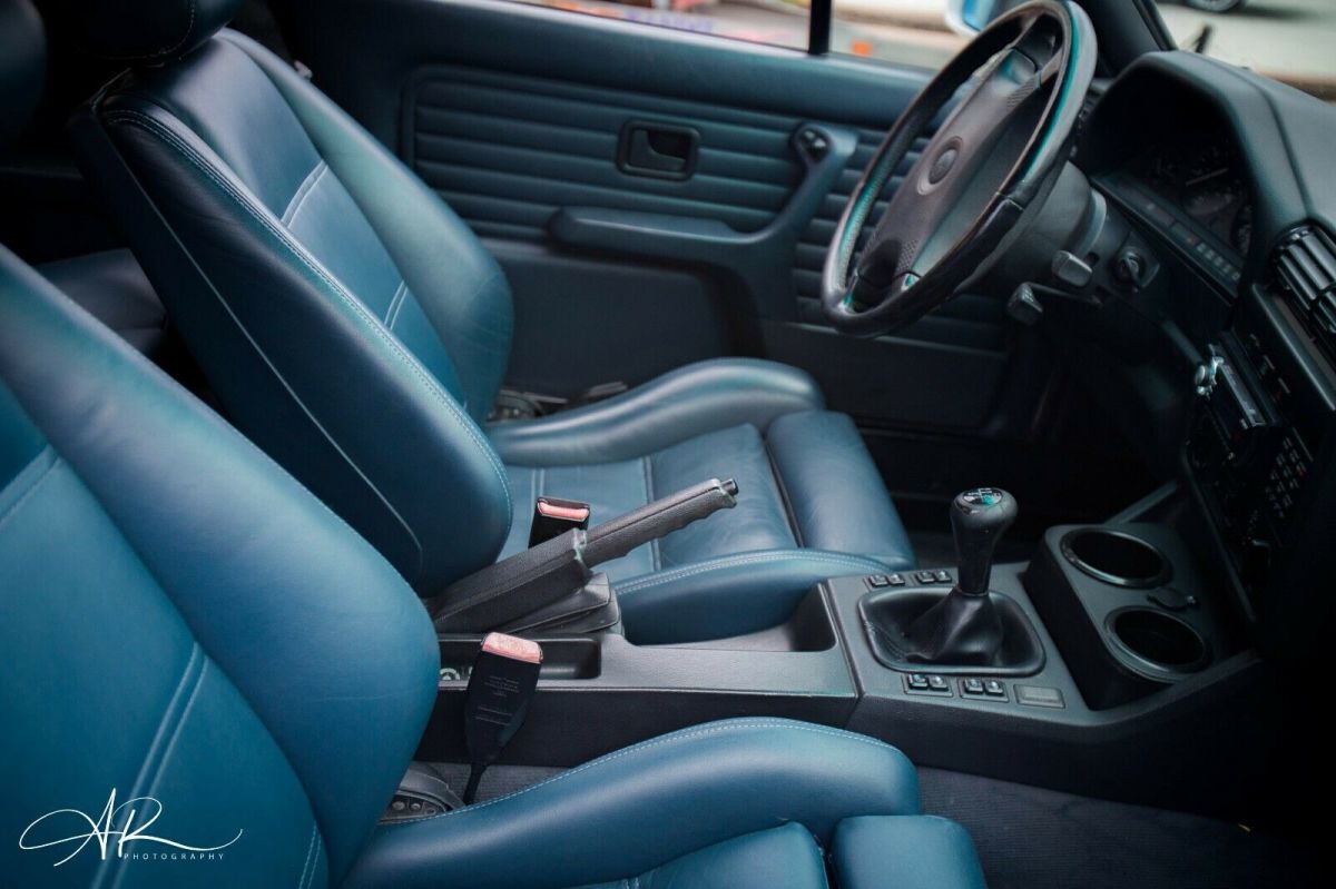 1991 White BMW 3-Series