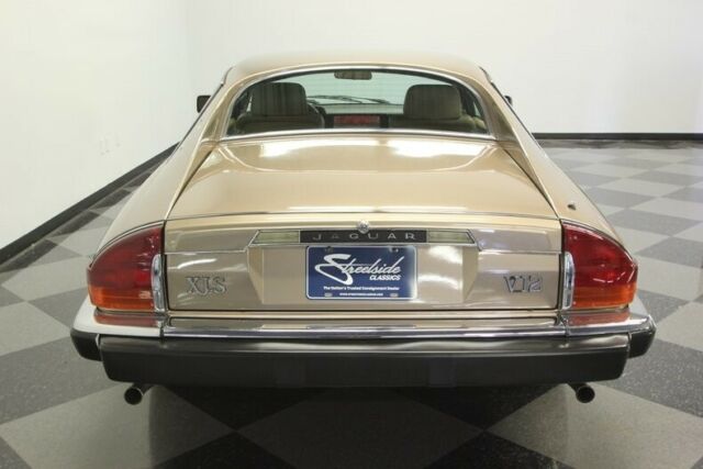 1989 Satin Beige metallic Jaguar XJS Coupe