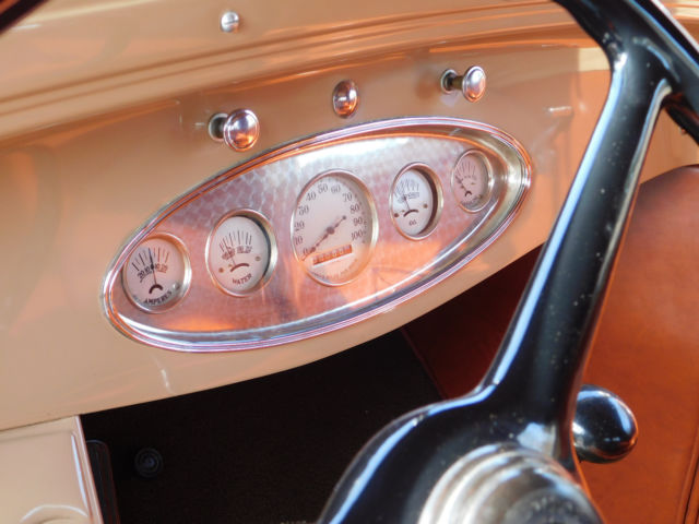 1932 Chrysler Series 6 CI