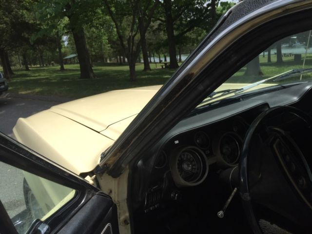 1968 Meadowlark Yellow Ford Mustang Coupe