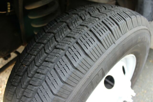 1993 White Ford E-Series Van Van Camper