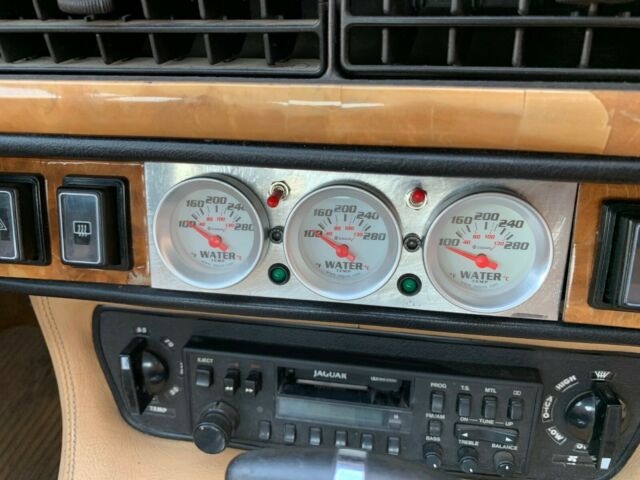 1986 White Jaguar XJS Coupe