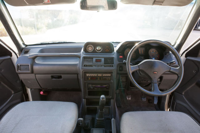 1991 White and black Mitsubishi Other SUV