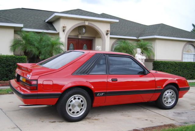 1986 Red Ford Mustang Coupe