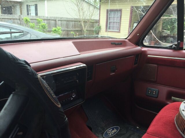 1987 Raven Black Ford F-150 Short Bed