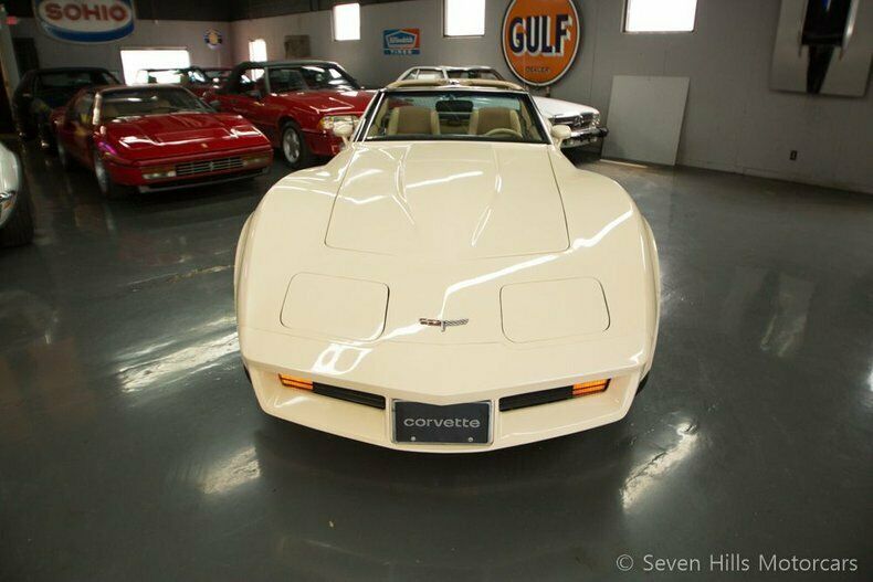 1980 Tan Chevrolet Corvette Coupe