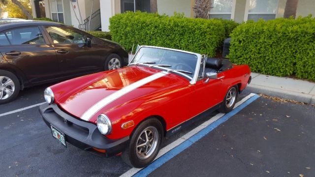 1976 Red MG MGB Convertible