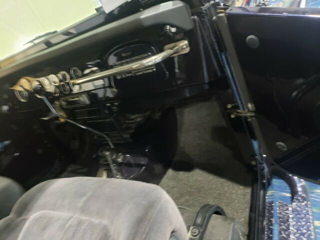 1976 Blue Toyota Land Cruiser SUV