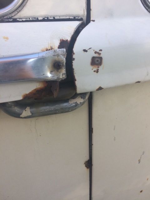 1971 tan Volkswagen Bus/Vanagon