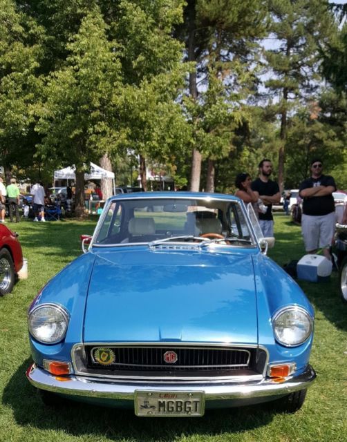 1970 Blue MG MGB Coupe