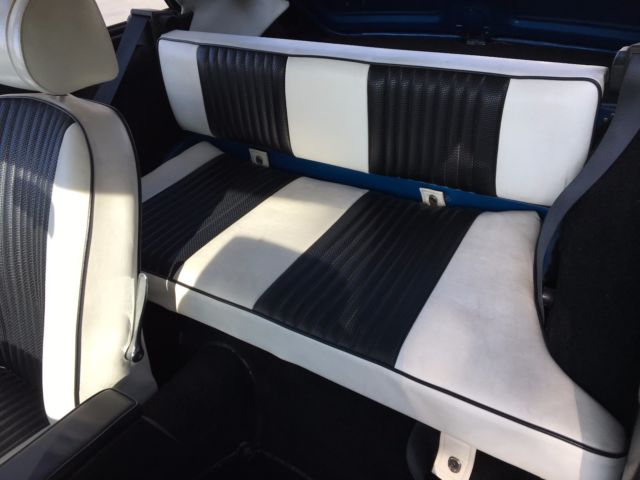 1970 Blue MG MGB Coupe