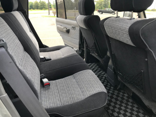 1992 Silver/Grey Toyota Land Cruiser SUV